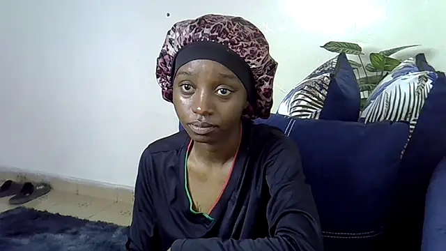 Snapshot of Enkarxx chatting on 11.05.25 Enkarxx online show from 11.05.25