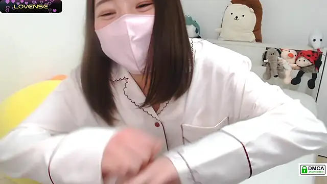 SUZU  online show from 01.31.25