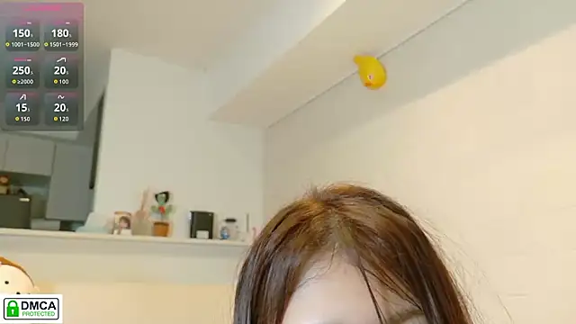 SUZU  online show from 10.17.25