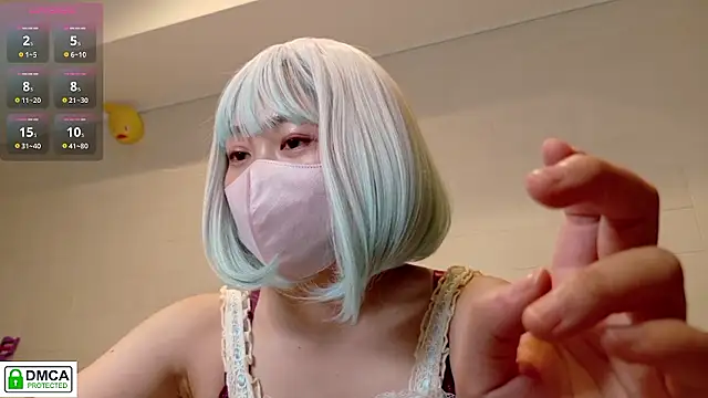 Snapshot of SUZU_ chatting on 06.11.26 SUZU online show from 06.11.26