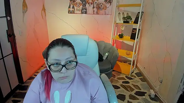 NiickyJones online show from 11.06.25