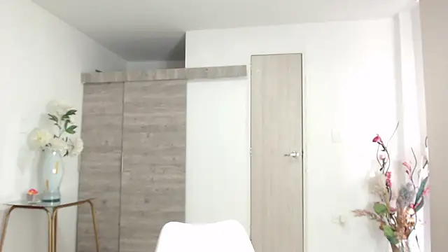 AmbarSofhia online show from 09.25.25