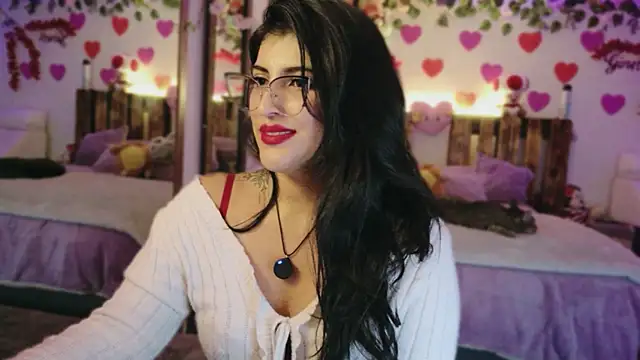 Snapshot of azahar__ziiz chatting on 06.13.26 azahar ziiz online show from 06.13.26