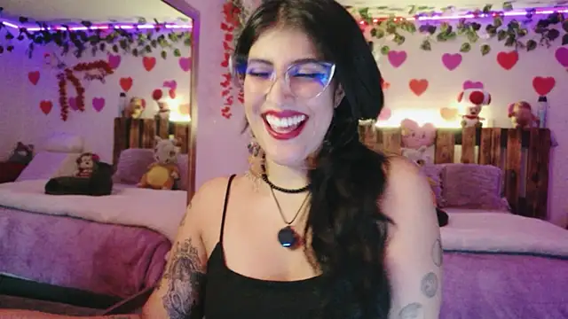 Snapshot of azahar__ziiz chatting on 07.09.26 azahar ziiz online show from 07.09.26