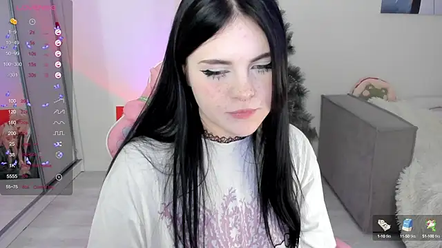 SelenaCute online show from 12.20.24