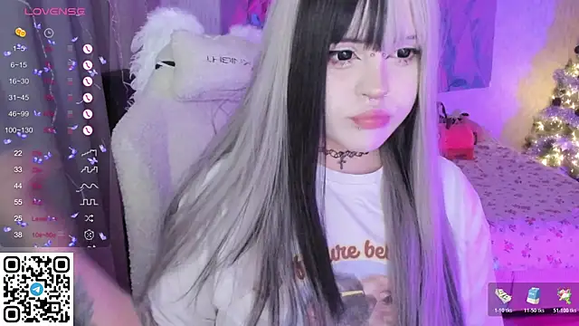 SelenaCute online show from 12.16.25