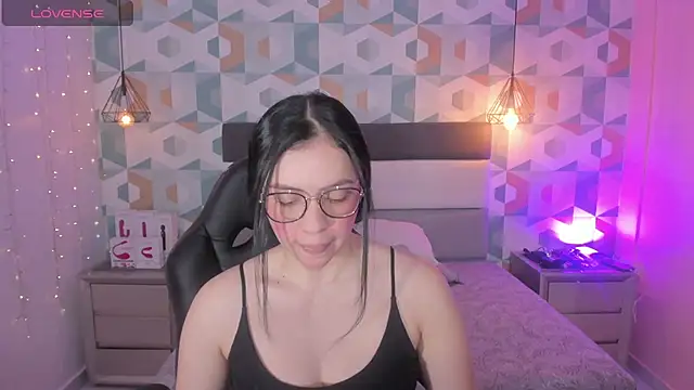 megancero online show from 02.19.25