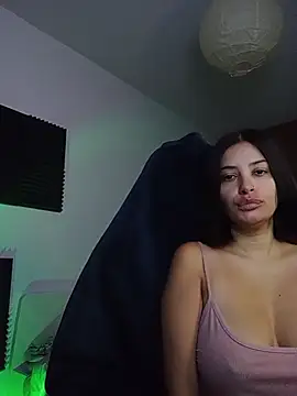 AnnaQueen online show from 10.13.25