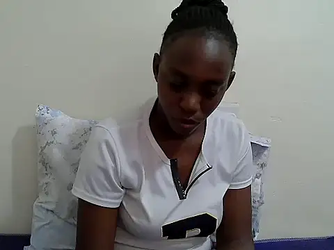 Snapshot of lizbela1 chatting on 05.07.26 lizbela1 online show from 05.07.26