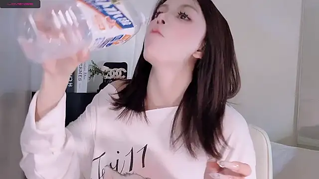 lvy-w online show from 10.30.25