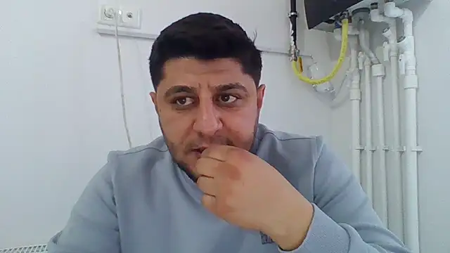 Snapshot of erkekkkadam chatting on 03.11.25 erkekkkadam online show from 03.11.25