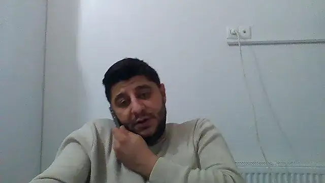 Snapshot of erkekkkadam chatting on 11.25.25 erkekkkadam online show from 11.25.25