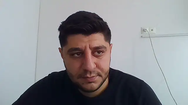 Snapshot of erkekkkadam chatting on 12.15.25 erkekkkadam online show from 12.15.25