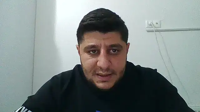 Snapshot of erkekkkadam chatting on 12.16.25 erkekkkadam online show from 12.16.25