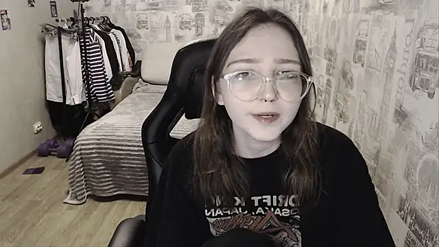 AmeliaKamishiro online show from 12.22.24