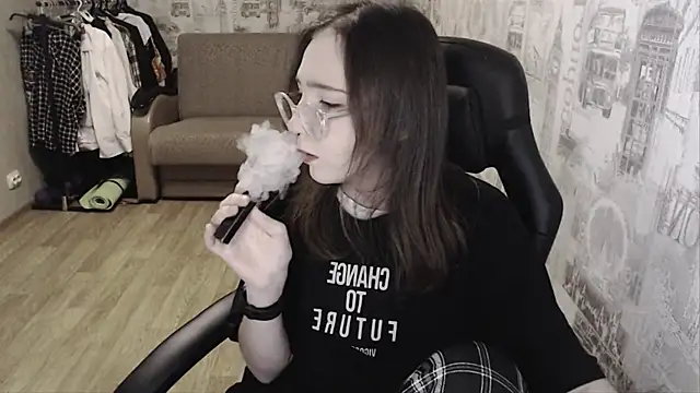 AmeliaKamishiro online show from 01.15.25