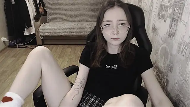 AmeliaKamishiro online show from 01.16.25