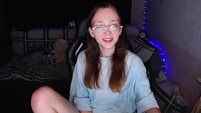 AmeliaKamishiro online show from 10.17.25