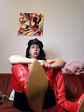 Snapshot of GoddessNat chatting on 12.06.24 GoddessNat online show from 12.06.24