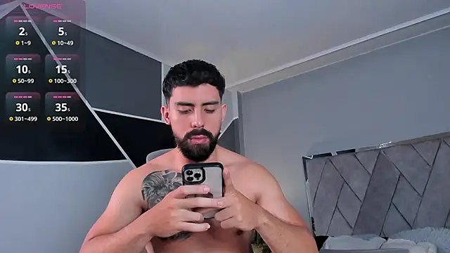 Snapshot of Markbrown chatting on 12.06.24 Markbrown online show from 12.06.24