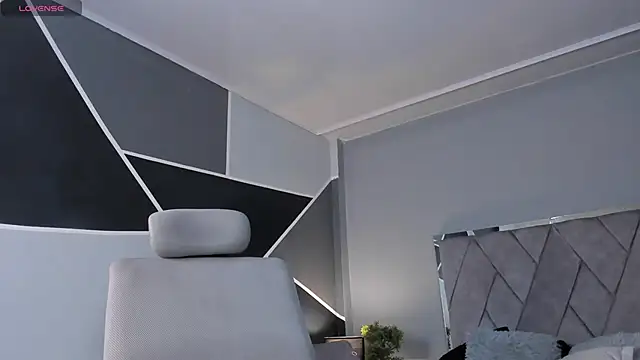 Snapshot of Markbrown chatting on 12.08.24 Markbrown online show from 12.08.24