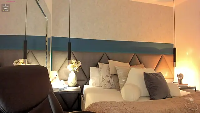 IsabellaAllen online show from 02.05.25