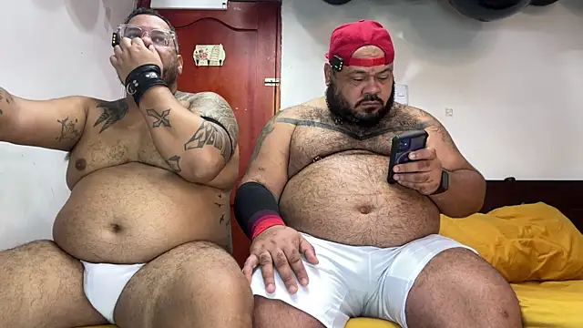Latino bigcock online show from 10.26.25