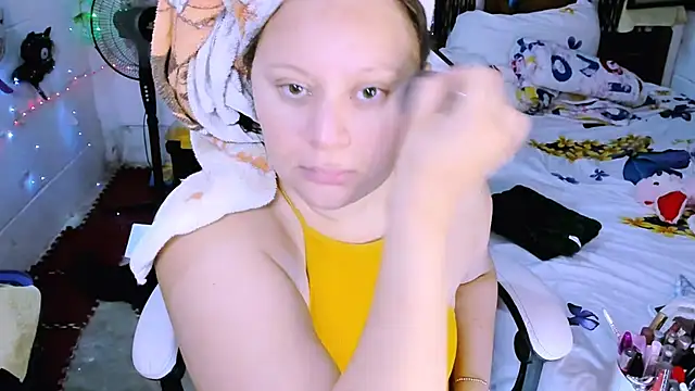 Snapshot of SofiaOlivares chatting on 09.13.25 SofiaOlivares online show from 09.13.25