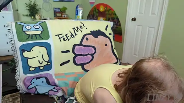 Snapshot of Linzy_19 chatting on 02.19.25 Linzy 19 online show from 02.19.25