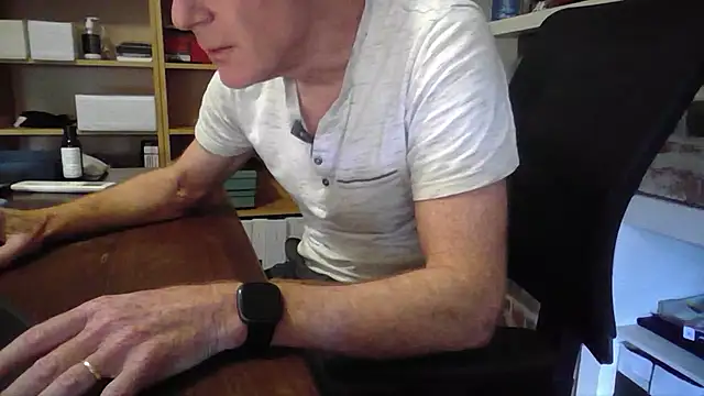 jiggy77777 online show from 01.22.25