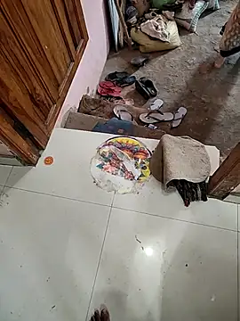 COUPLLE VILLAGE online show from 11.03.25