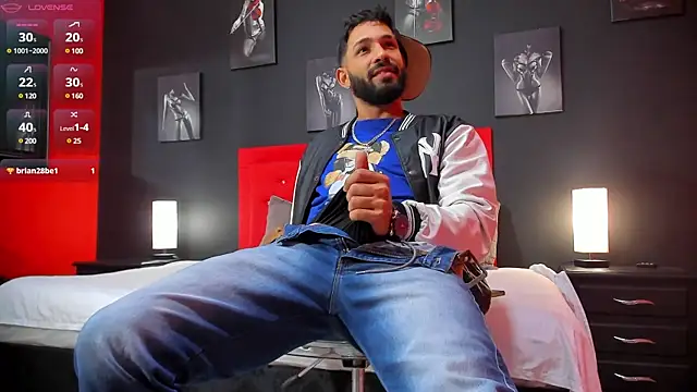 Thiagogomez online show from 12.30.24