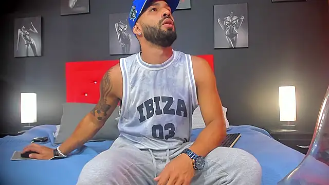 Thiagogomez online show from 02.21.25