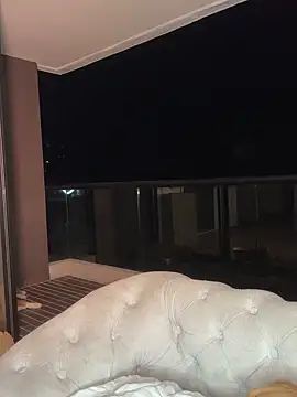 Snapshot of Helenbronwx chatting on 12.19.24 Helenbronwx online show from 12.19.24