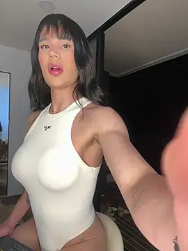 Snapshot of Helenbronwx chatting on 12.30.24 Helenbronwx online show from 12.30.24