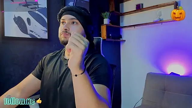 Andrew Brown online show from 11.04.25