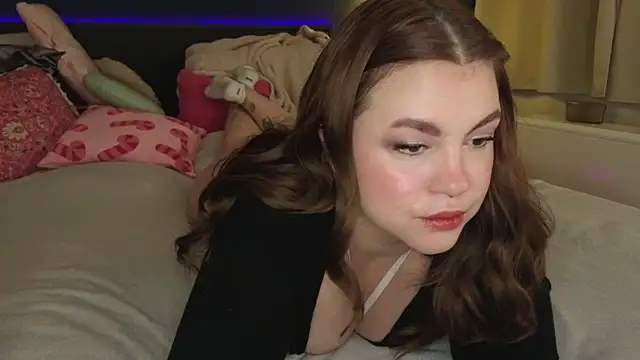 VictoriaLaFleur online show from 12.17.25