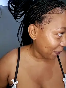 Toya P online show from 10.18.25