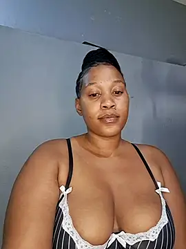 Toya P online show from 11.03.25