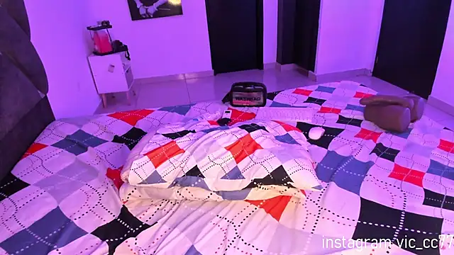 victoriamoon1 online show from 04.06.26