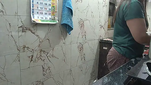 Snapshot of bhabhisexxy_880 chatting on 02.14.26 bhabhisexxy 880 online show from 02.14.26