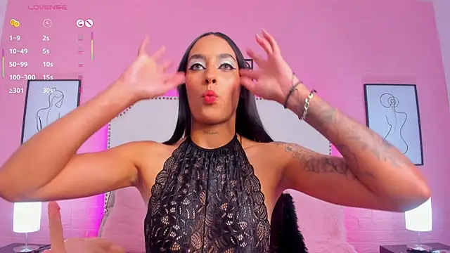 charlotte kisss online show from 10.06.25