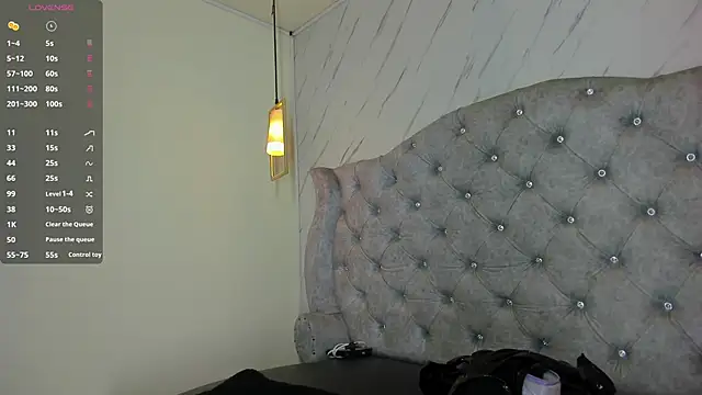 Snapshot of Alice_Laurentt chatting on 05.29.26 Alice Laurentt online show from 05.29.26