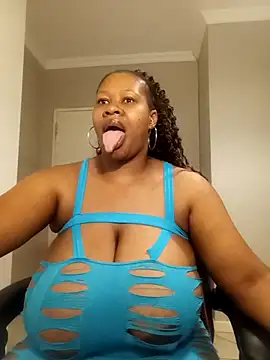 bustylisa1983 online show from 03.11.25