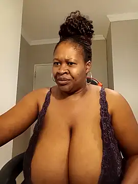 bustylisa1983 online show from 03.20.25