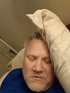 Snapshot of Jbirdb48 chatting on 11.12.25 Jbirdb48 online show from 11.12.25