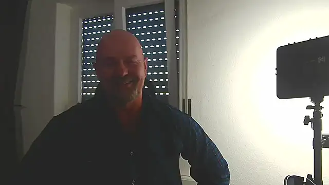 Snapshot of ManlyPrisonGuy chatting on 07.16.26 ManlyPrisonGuy online show from 07.16.26