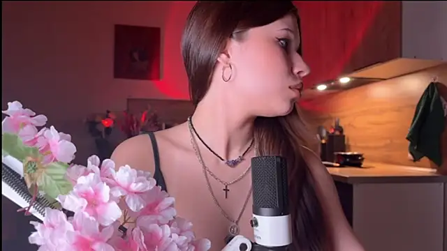 Snapshot of YourOblivion chatting on 03.25.26 YourOblivion online show from 03.25.26