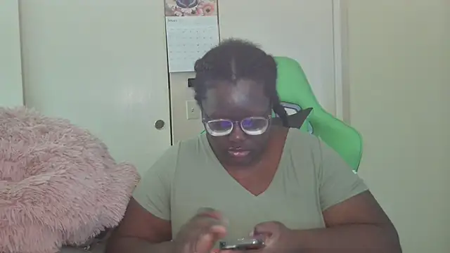 Yagurl  west online show from 01.13.25