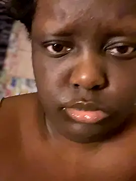 Snapshot of Yagurl__west chatting on 11.13.25 Yagurl west online show from 11.13.25